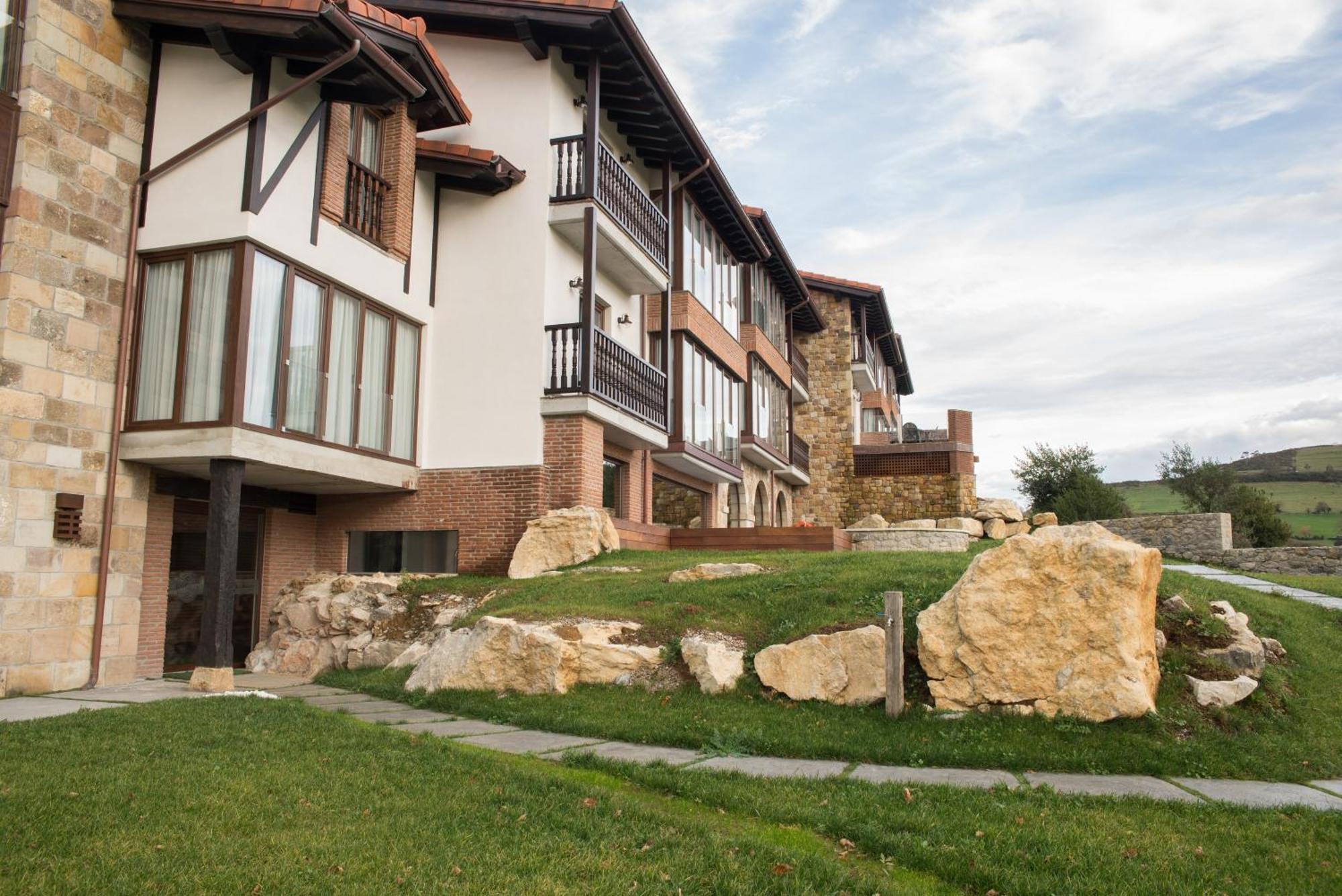 Apartamentos Estela De Altamira Santillana del Mar Kültér fotó